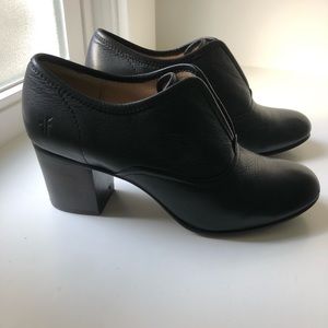 Frye Oxford Heels